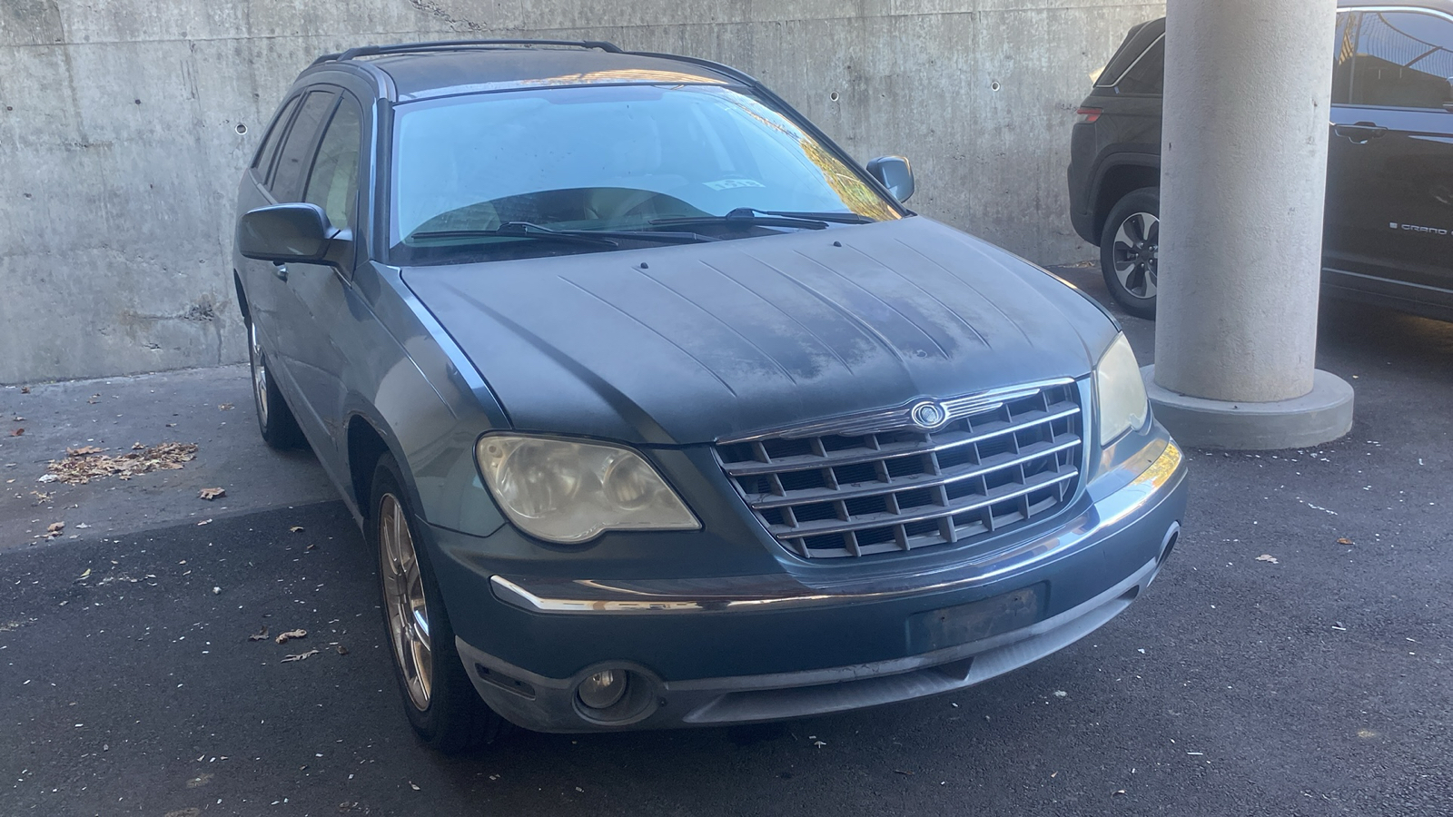 2007 Chrysler Pacifica Touring 2