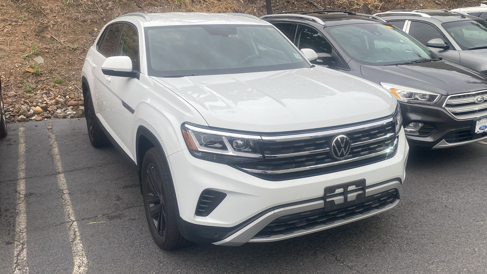 2022 Volkswagen Atlas Cross Sport 3.6L V6 SE w/Technology 2