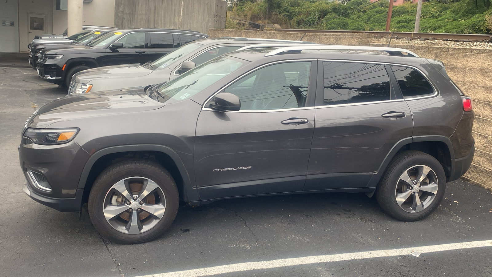 2019 Jeep Cherokee Limited 6