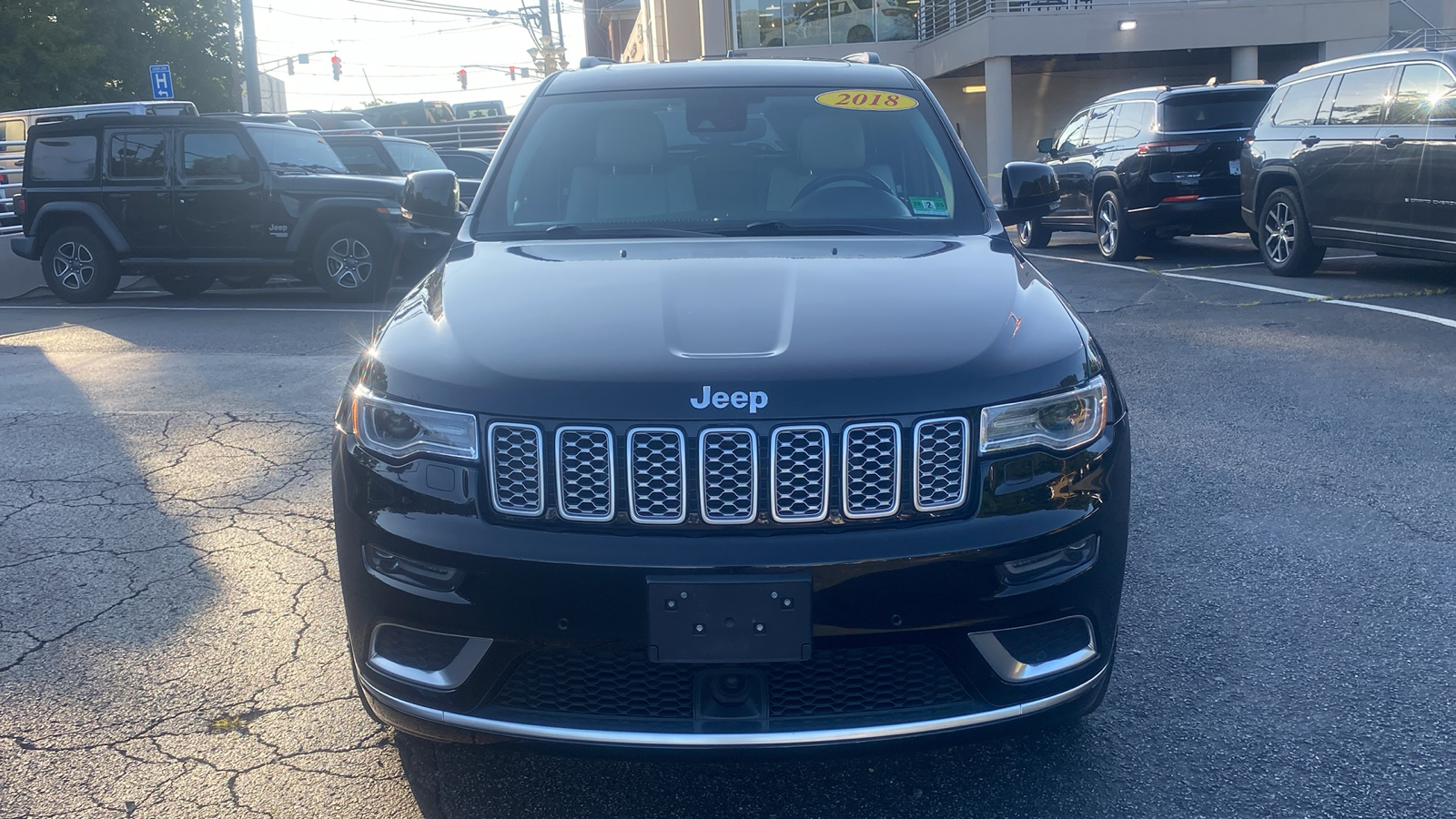 2018 Jeep Grand Cherokee Summit 2