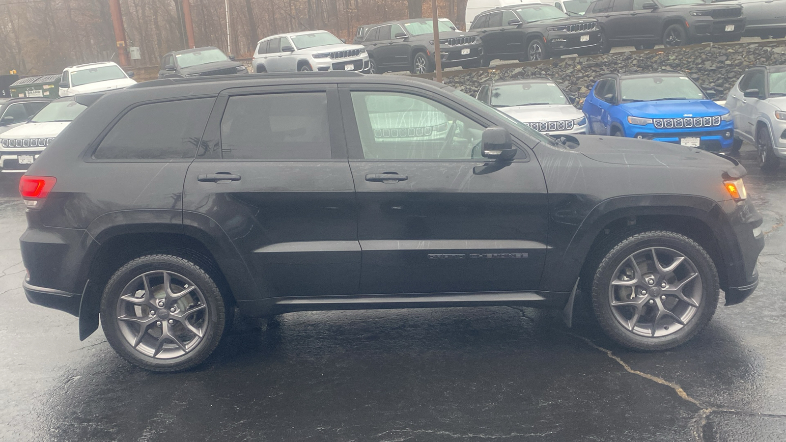 2020 Jeep Grand Cherokee Limited X 29