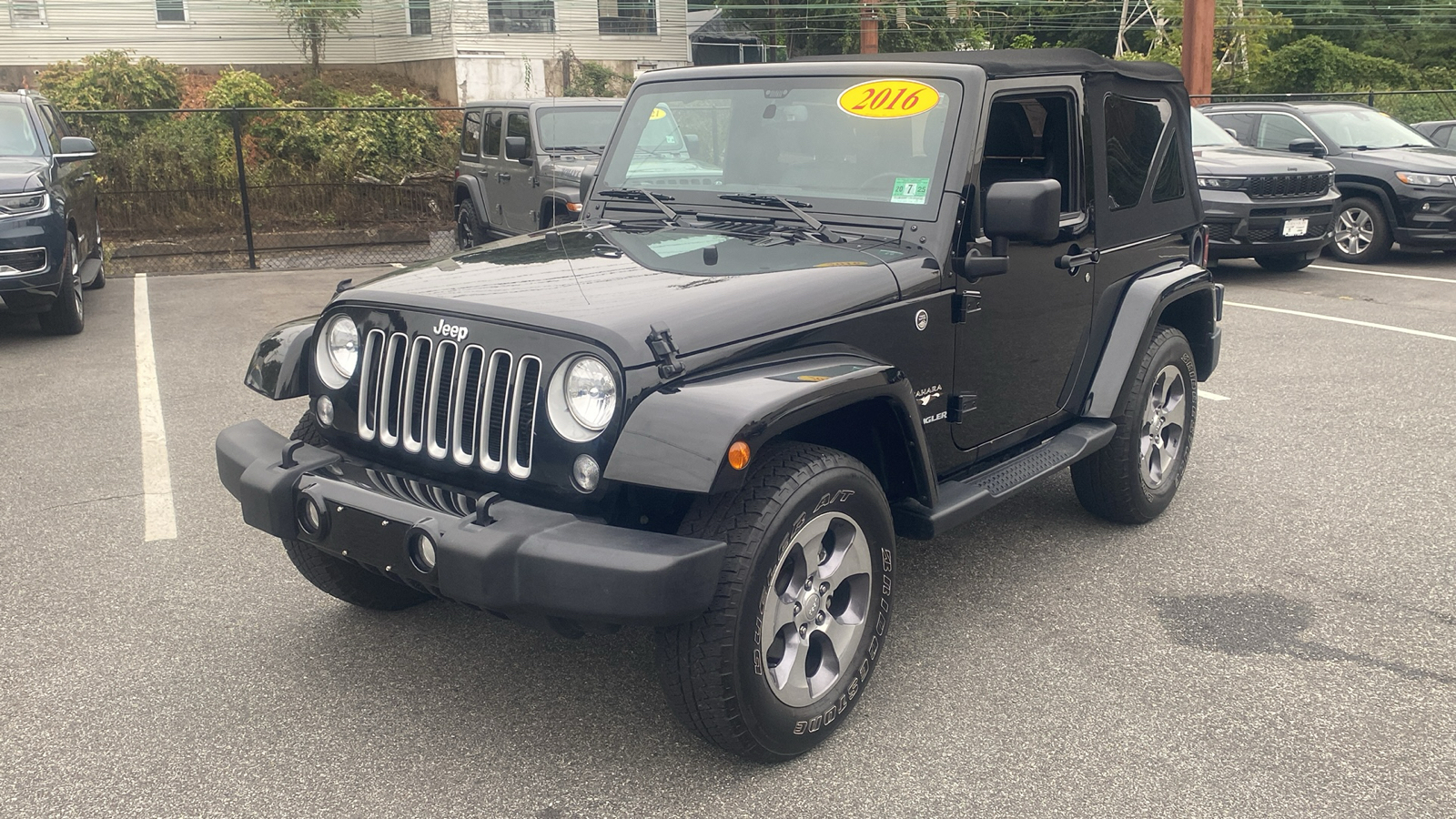 2016 Jeep Wrangler Sahara 3