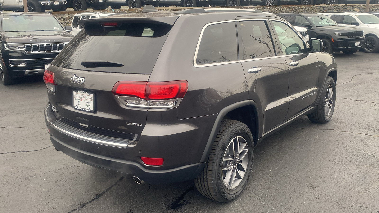 2020 Jeep Grand Cherokee Limited 28