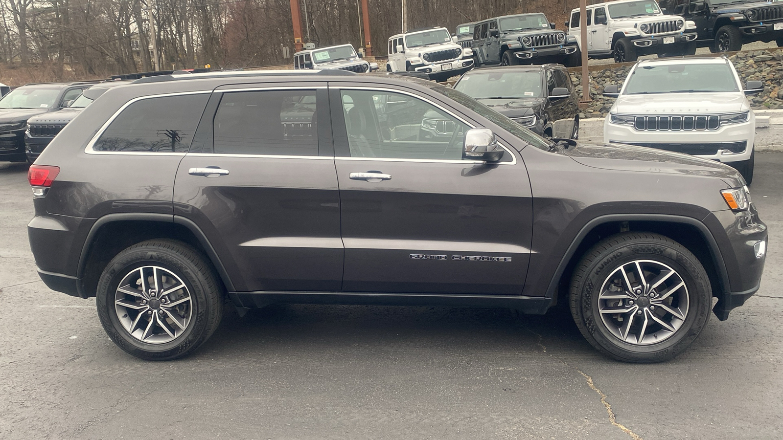 2020 Jeep Grand Cherokee Limited 29