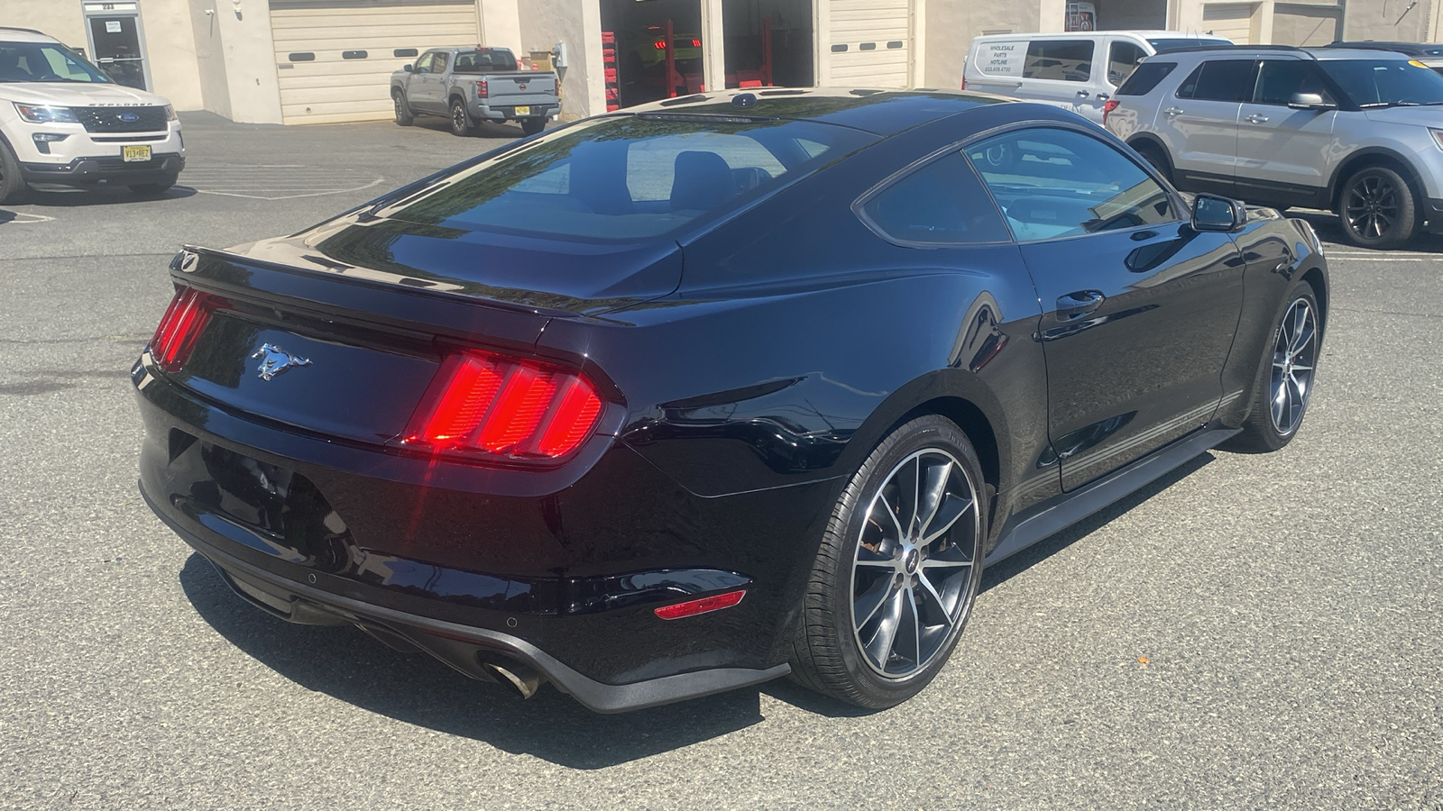 2017 Ford Mustang EcoBoost Premium 26