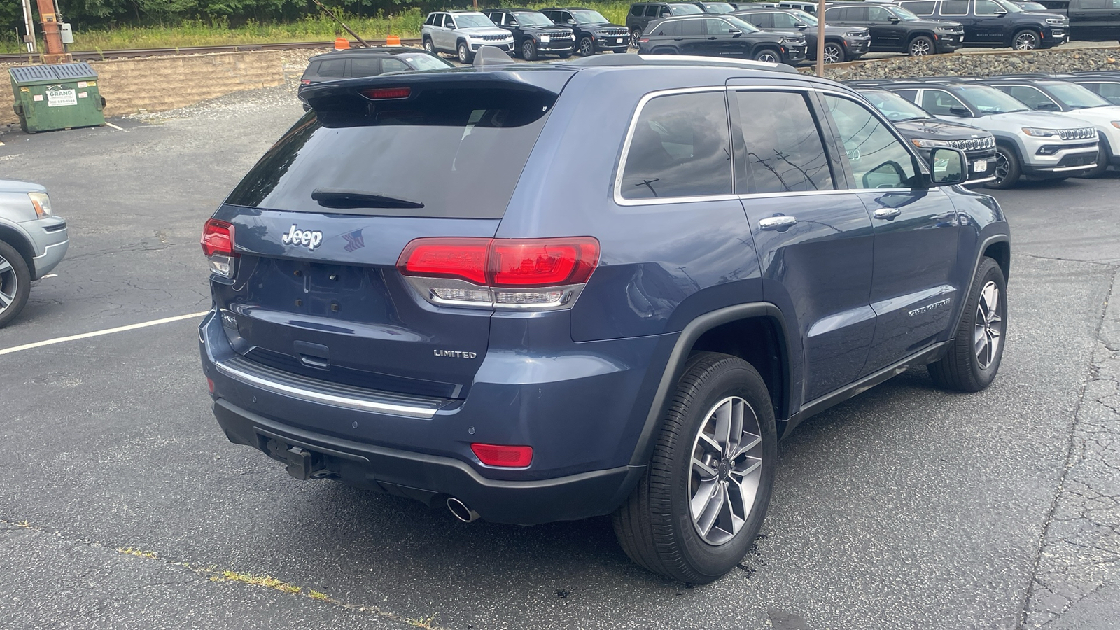 2020 Jeep Grand Cherokee Limited 27