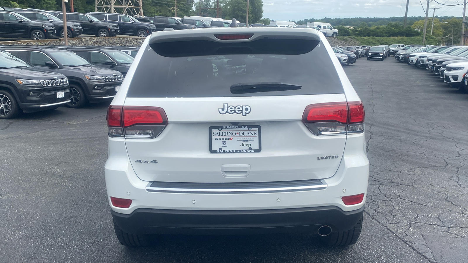 2020 Jeep Grand Cherokee Limited 26