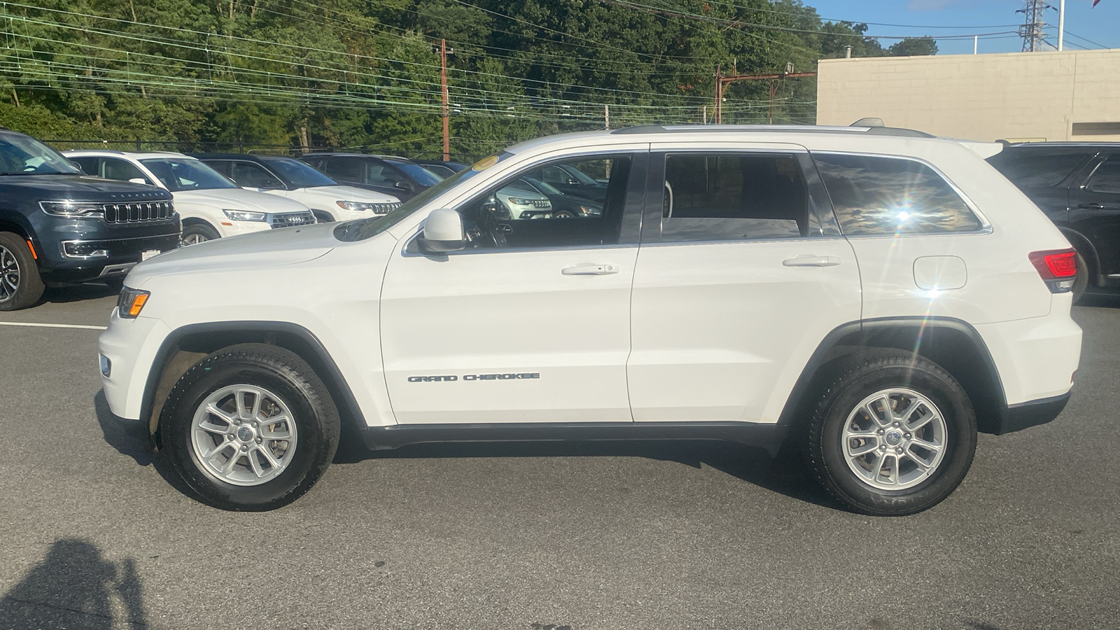 2020 Jeep Grand Cherokee Laredo E 4