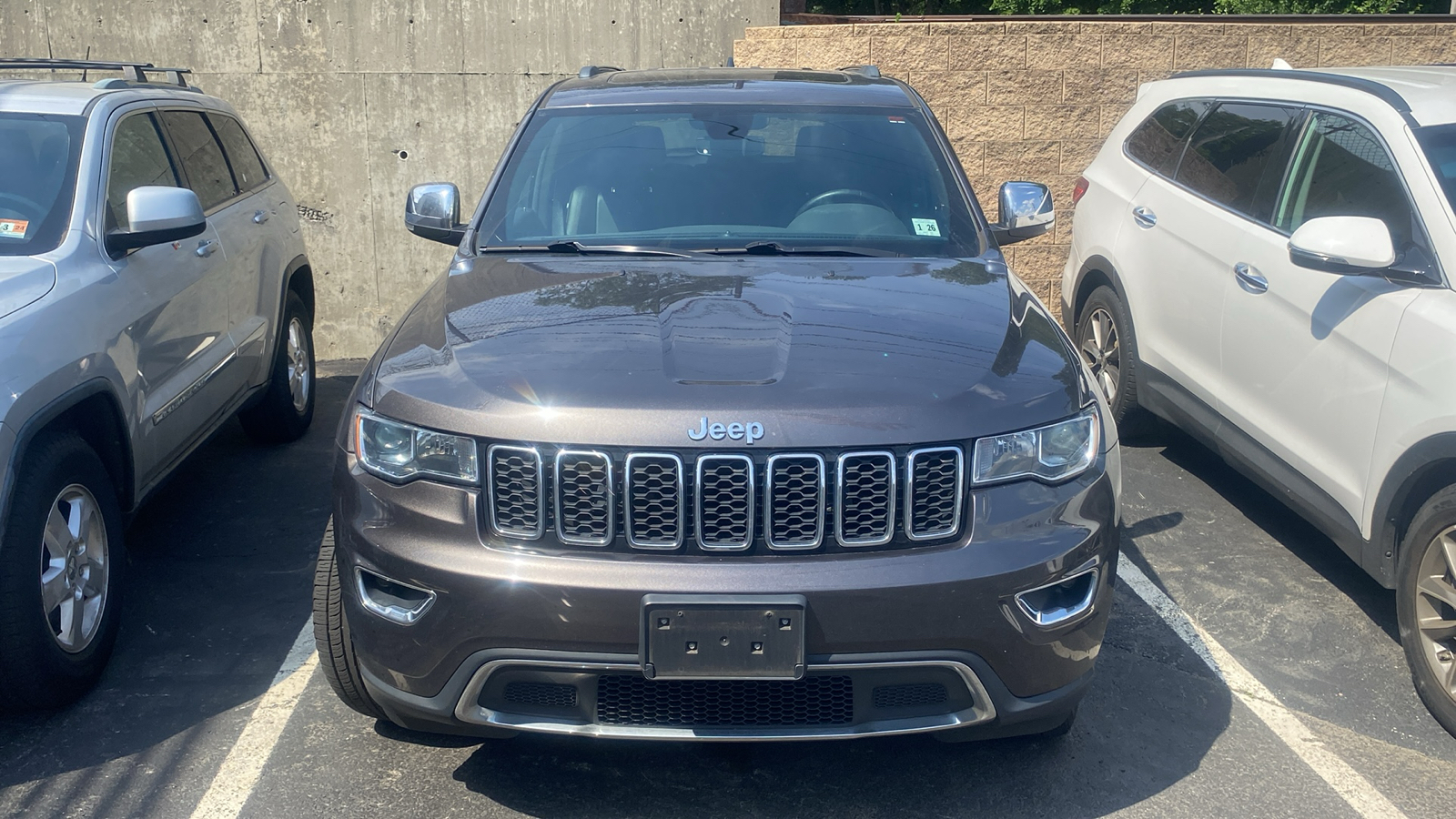 2021 Jeep Grand Cherokee Limited 3