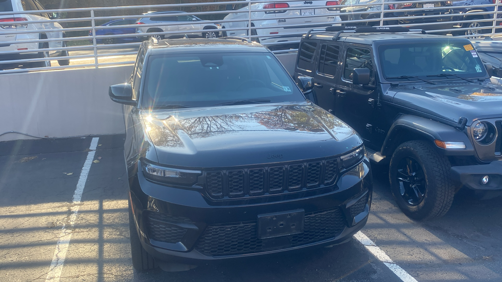 2023 Jeep Grand Cherokee Laredo 4