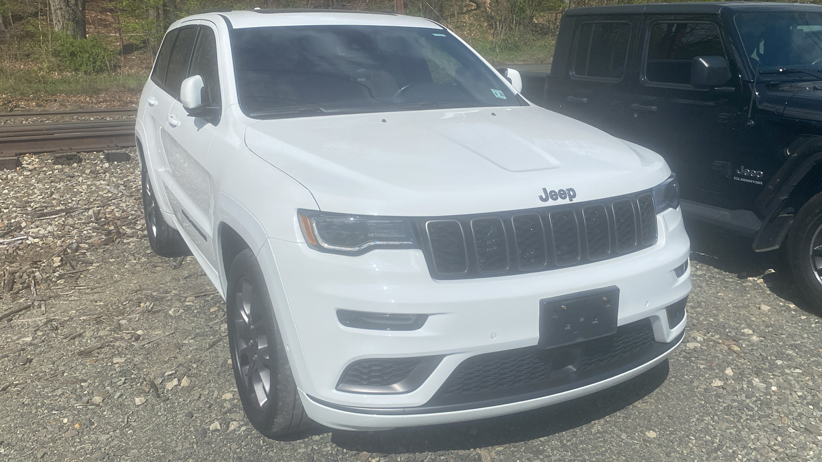 2021 Jeep Grand Cherokee Overland 2