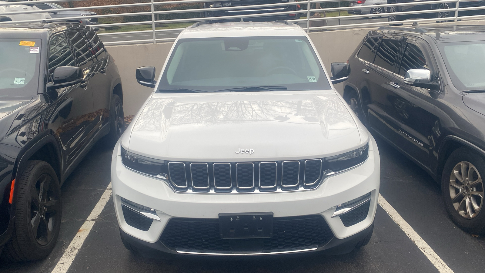 2023 Jeep Grand Cherokee Limited 4