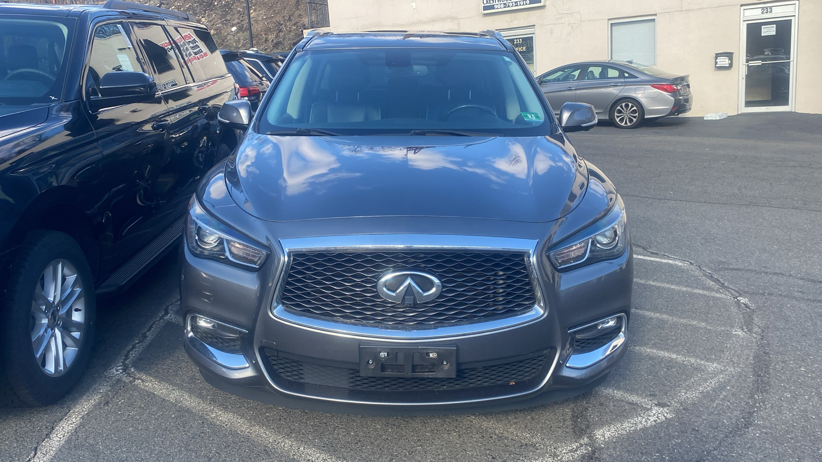 2018 INFINITI QX60 Base 3