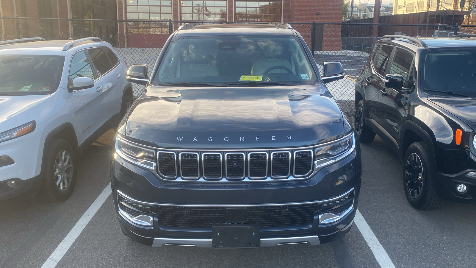 2023 Jeep Wagoneer L Series II 4