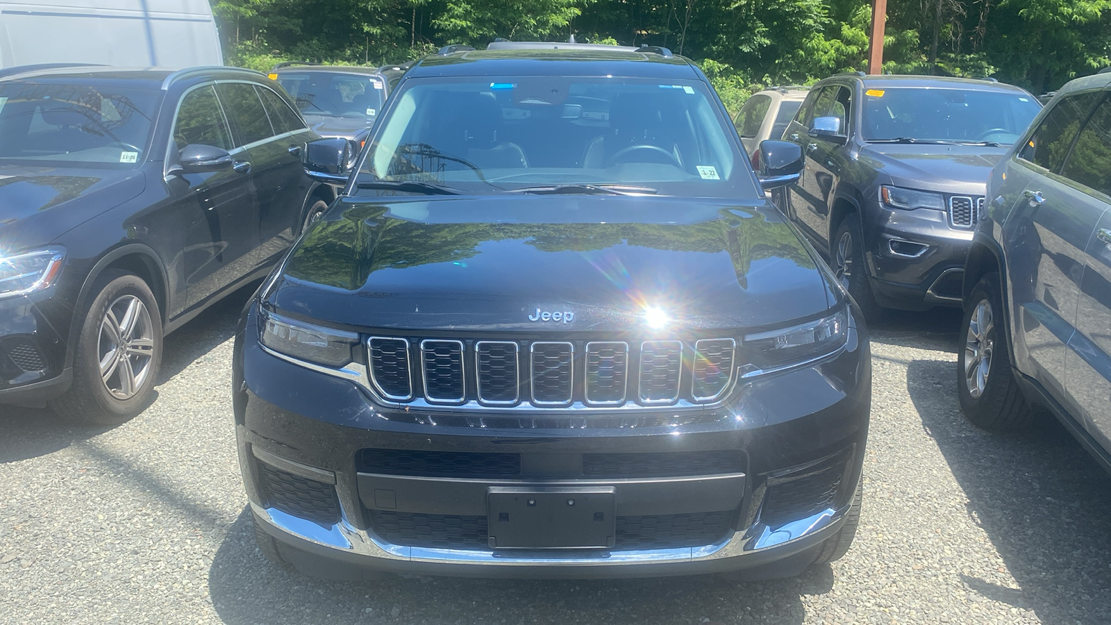 2022 Jeep Grand Cherokee L Limited 3