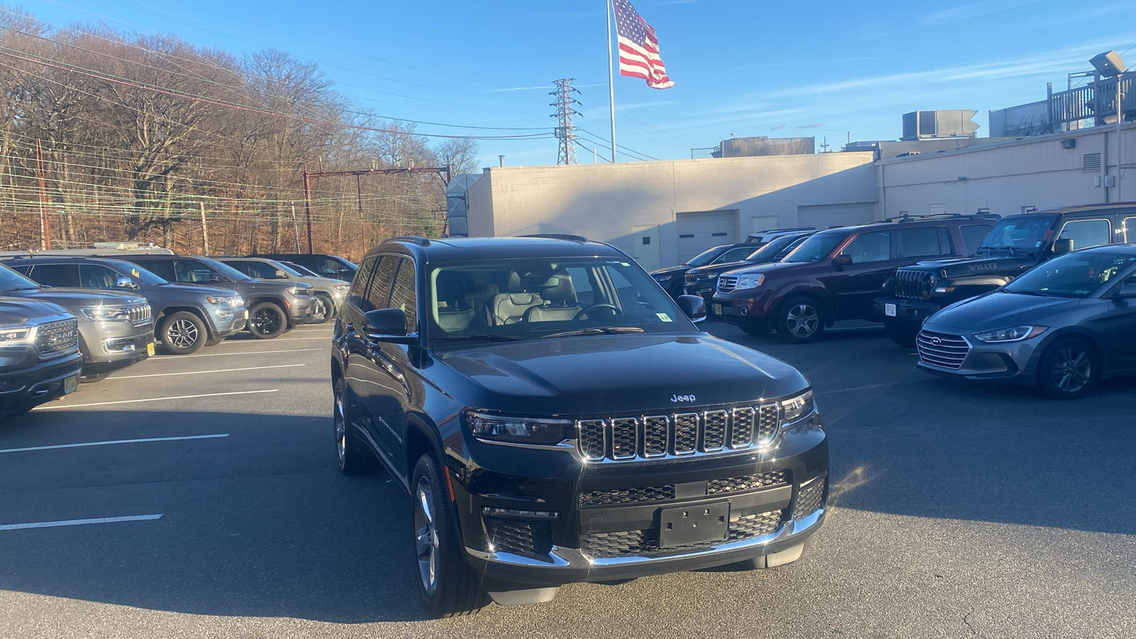 2022 Jeep Grand Cherokee L Limited 1