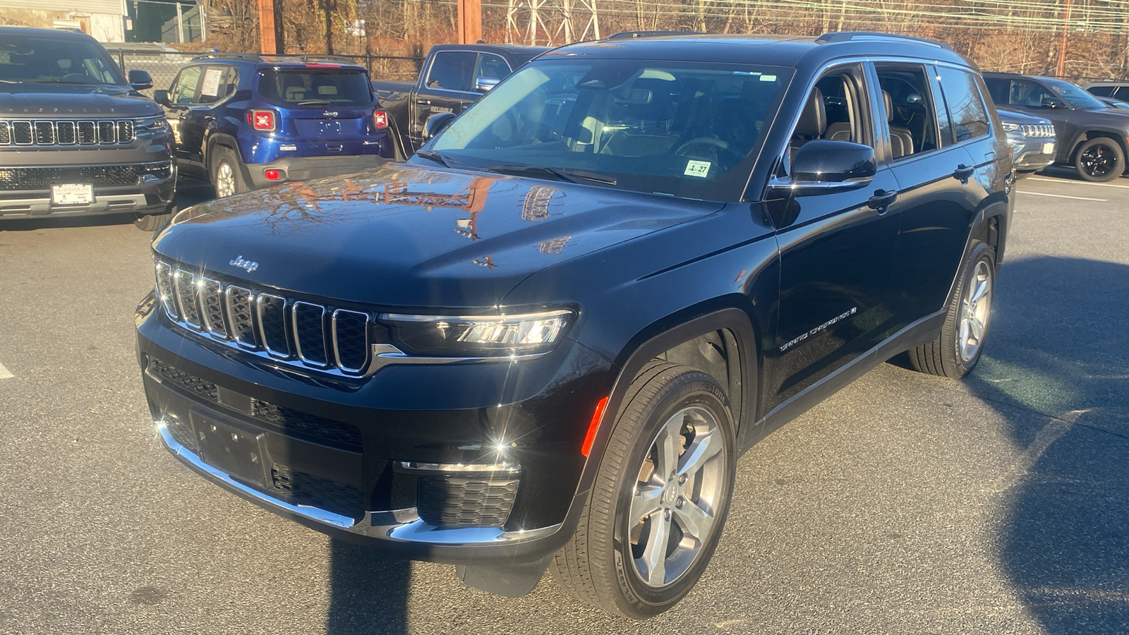 2022 Jeep Grand Cherokee L Limited 3