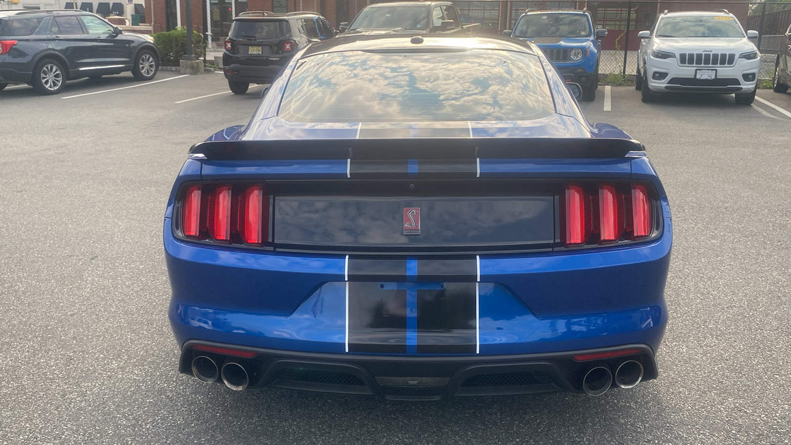 2017 Ford Mustang Shelby GT350 24