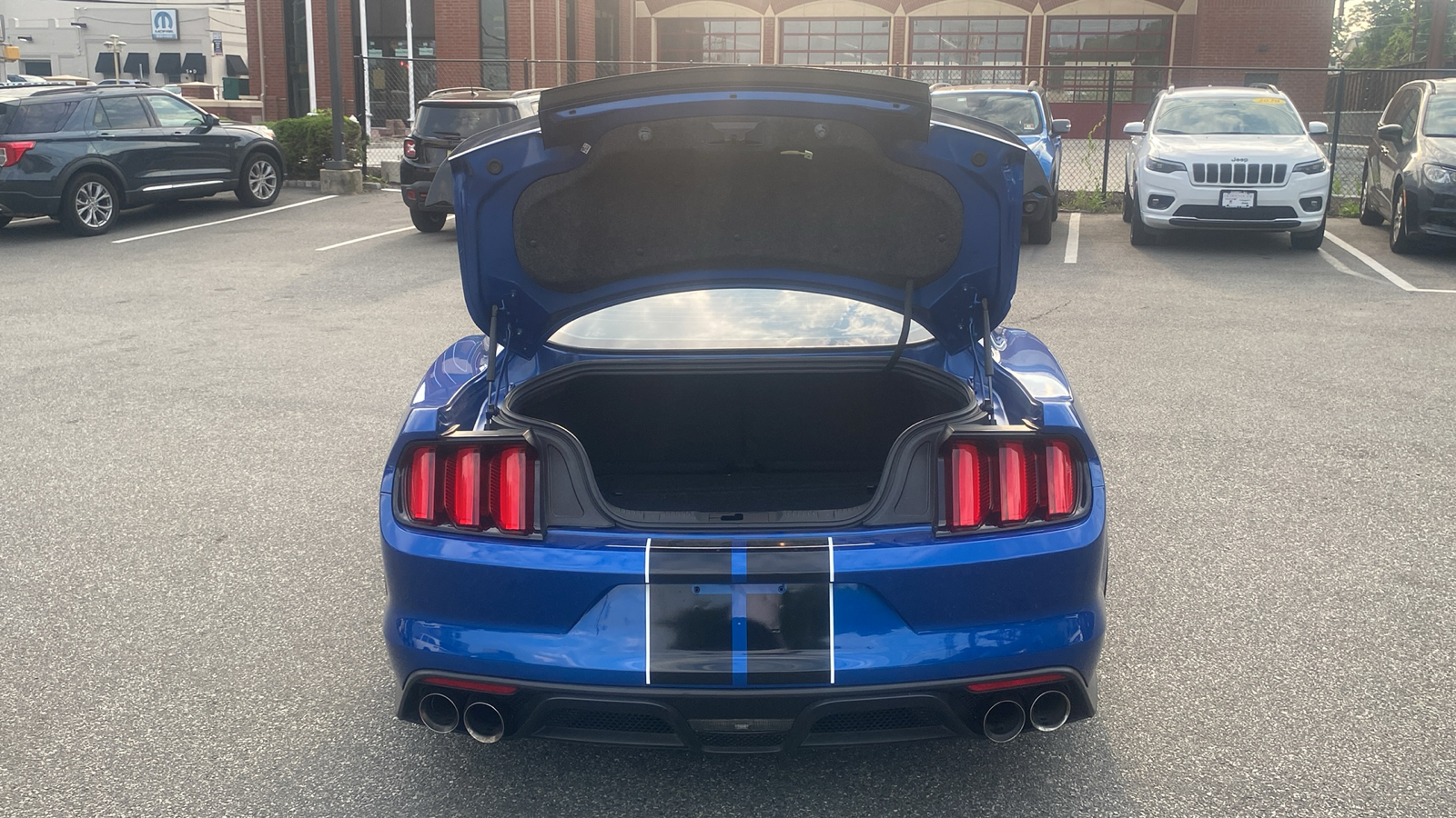 2017 Ford Mustang Shelby GT350 25