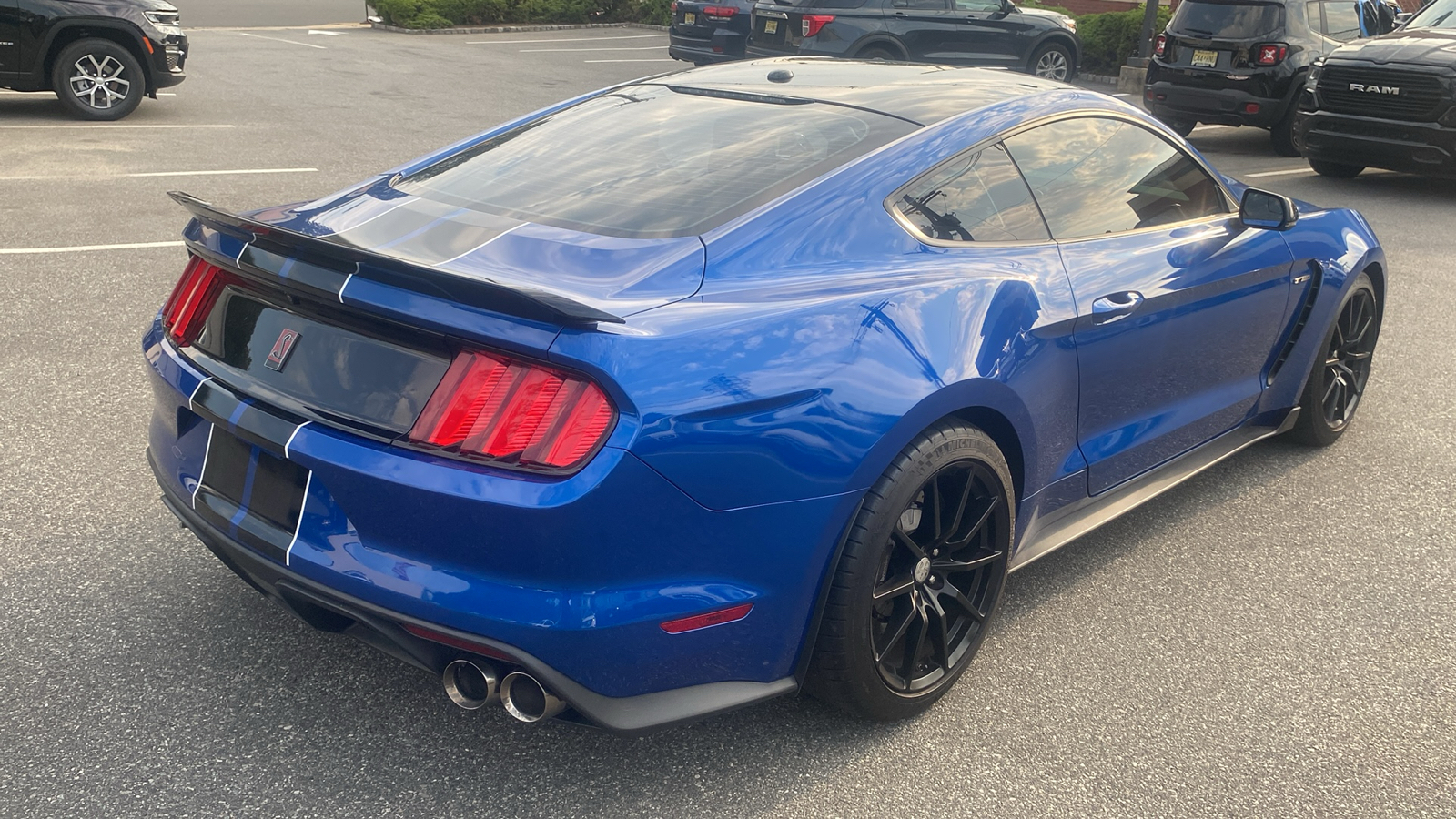 2017 Ford Mustang Shelby GT350 26