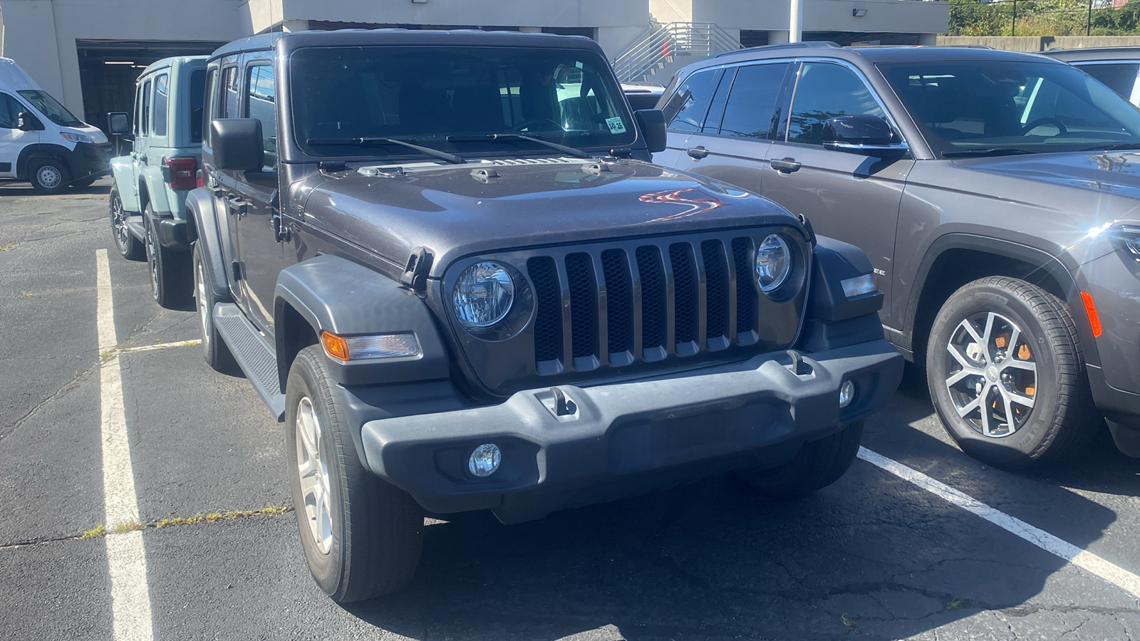 2021 Jeep Wrangler Unlimited Sport 2