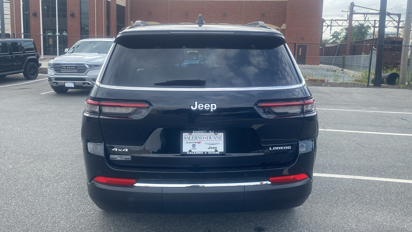 2024 Jeep Grand Cherokee L Laredo X 27