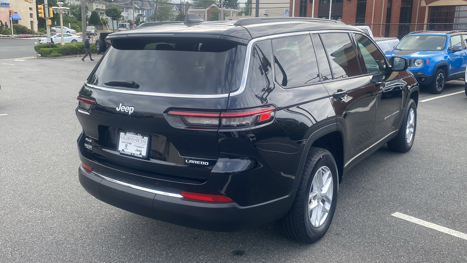 2024 Jeep Grand Cherokee L Laredo X 29