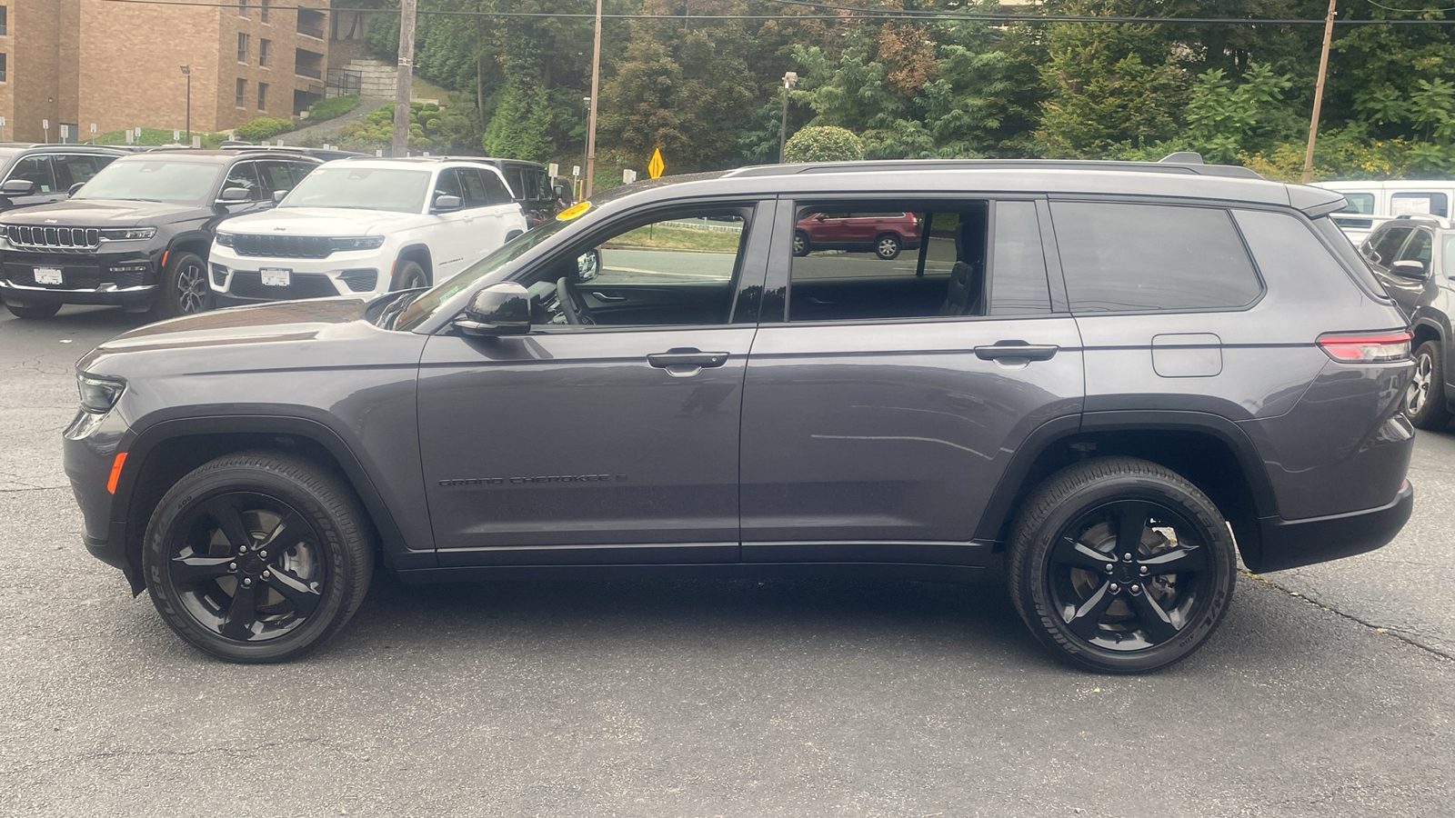 2024 Jeep Grand Cherokee L Altitude 4