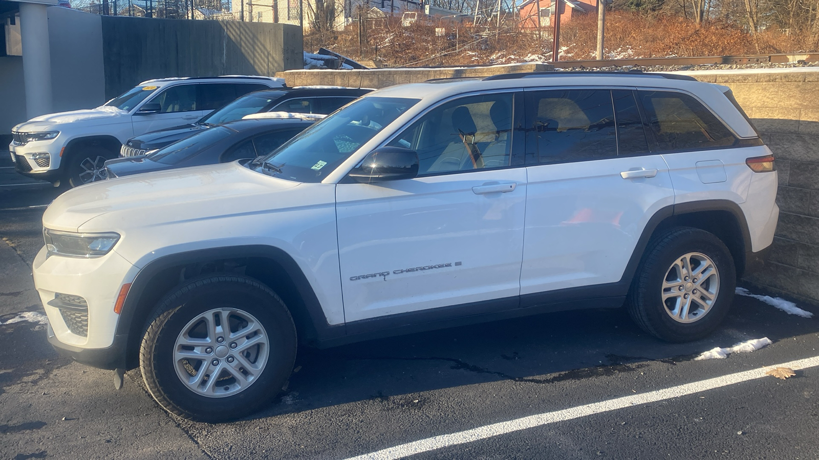 2023 Jeep Grand Cherokee Laredo 6