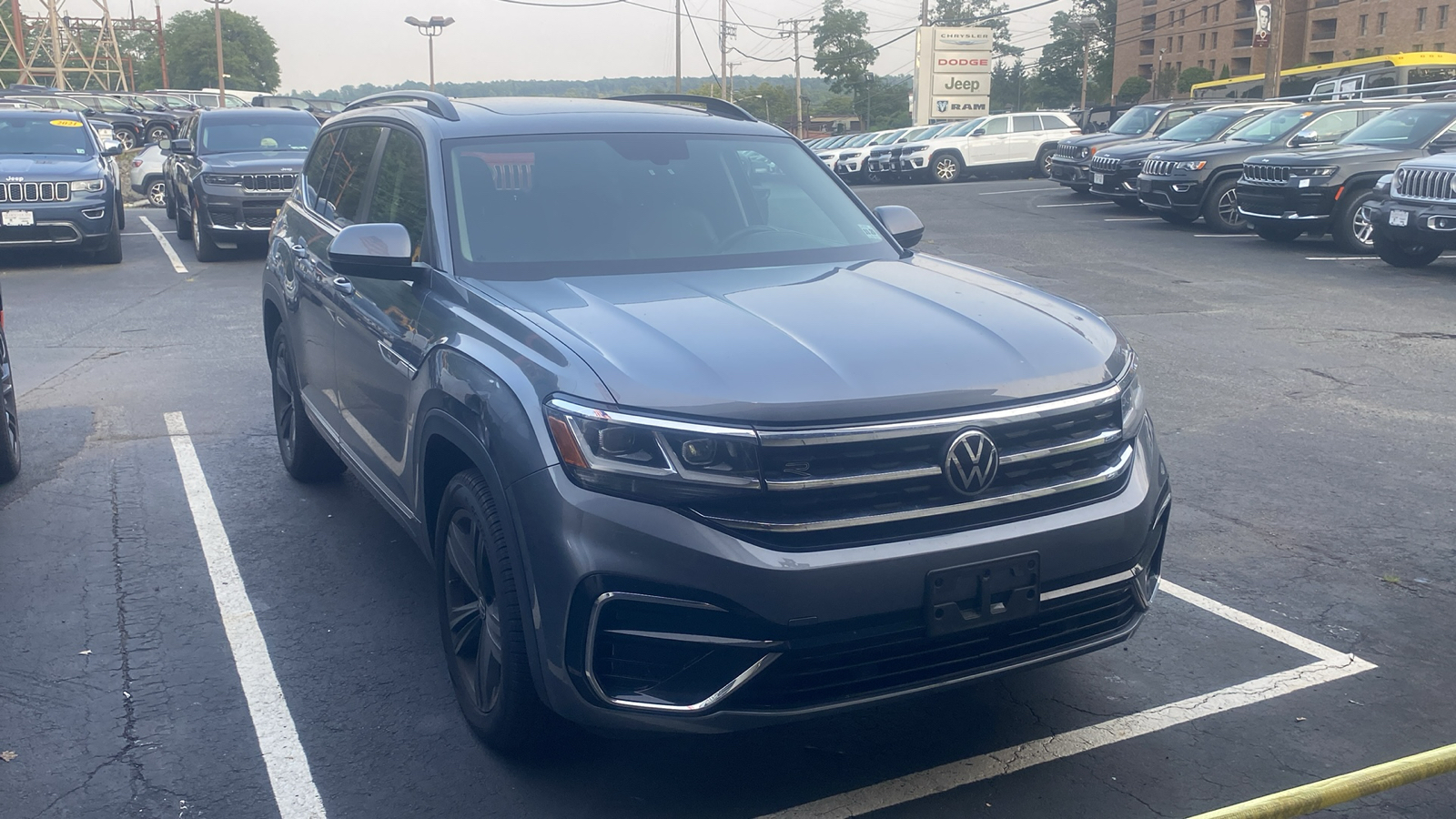 2021 Volkswagen Atlas V6 SE R-Line 4Motion 5