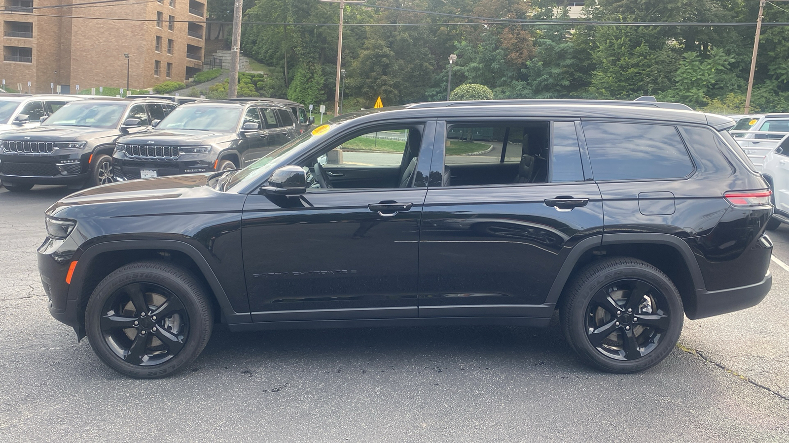 2024 Jeep Grand Cherokee L Altitude 4