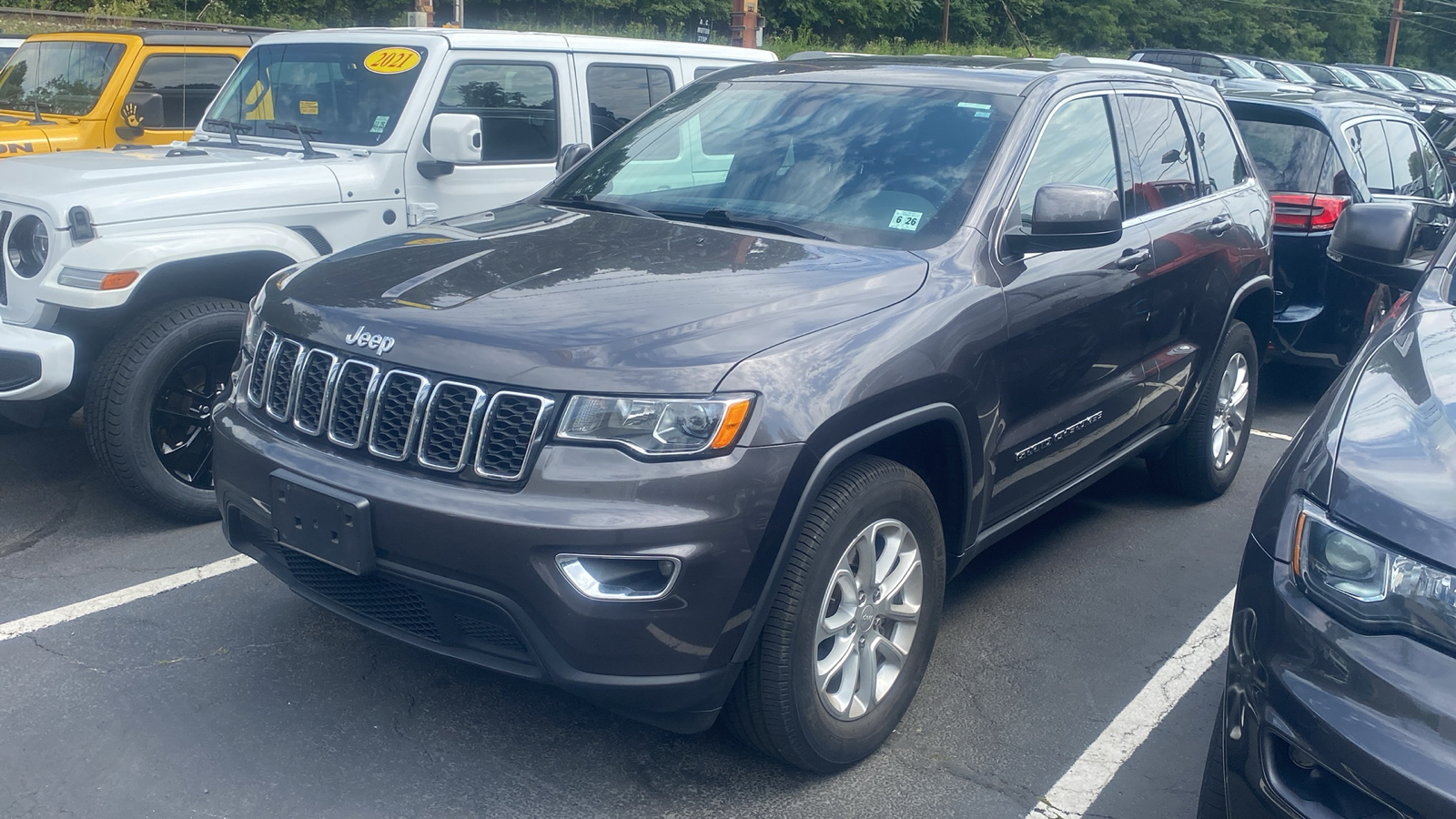 2021 Jeep Grand Cherokee Laredo E 6