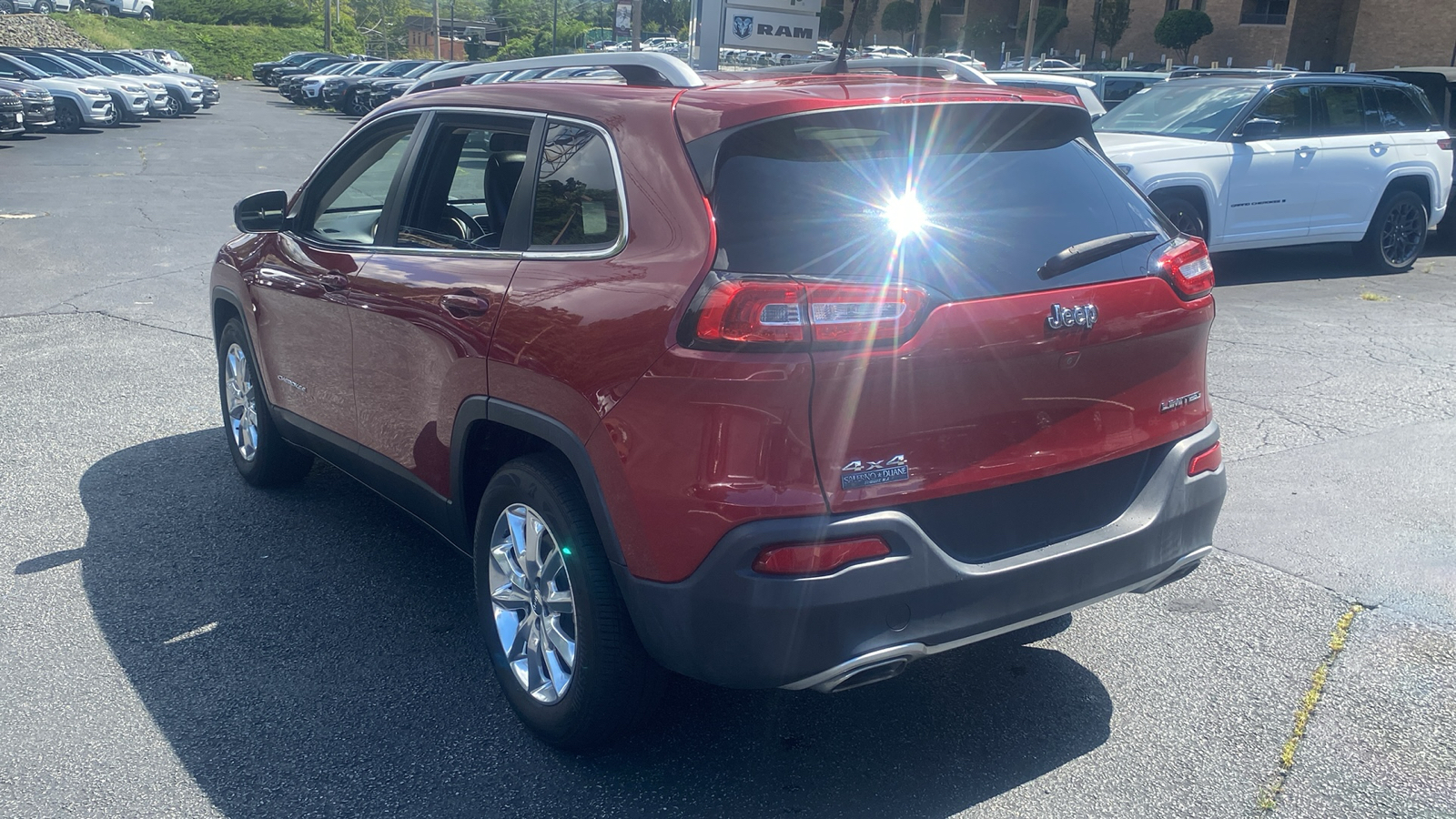 2017 Jeep Cherokee Limited 23