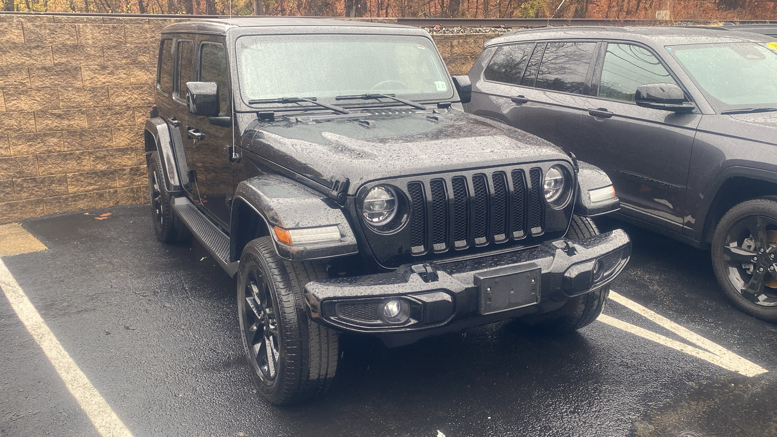 2021 Jeep Wrangler Unlimited Sahara 2