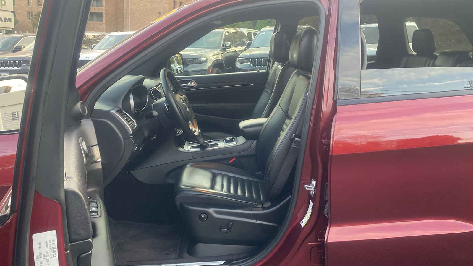 2019 Jeep Grand Cherokee Limited X 18