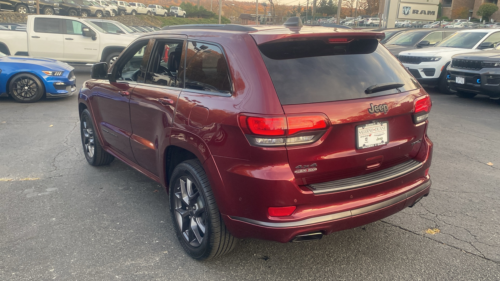 2019 Jeep Grand Cherokee Limited X 24