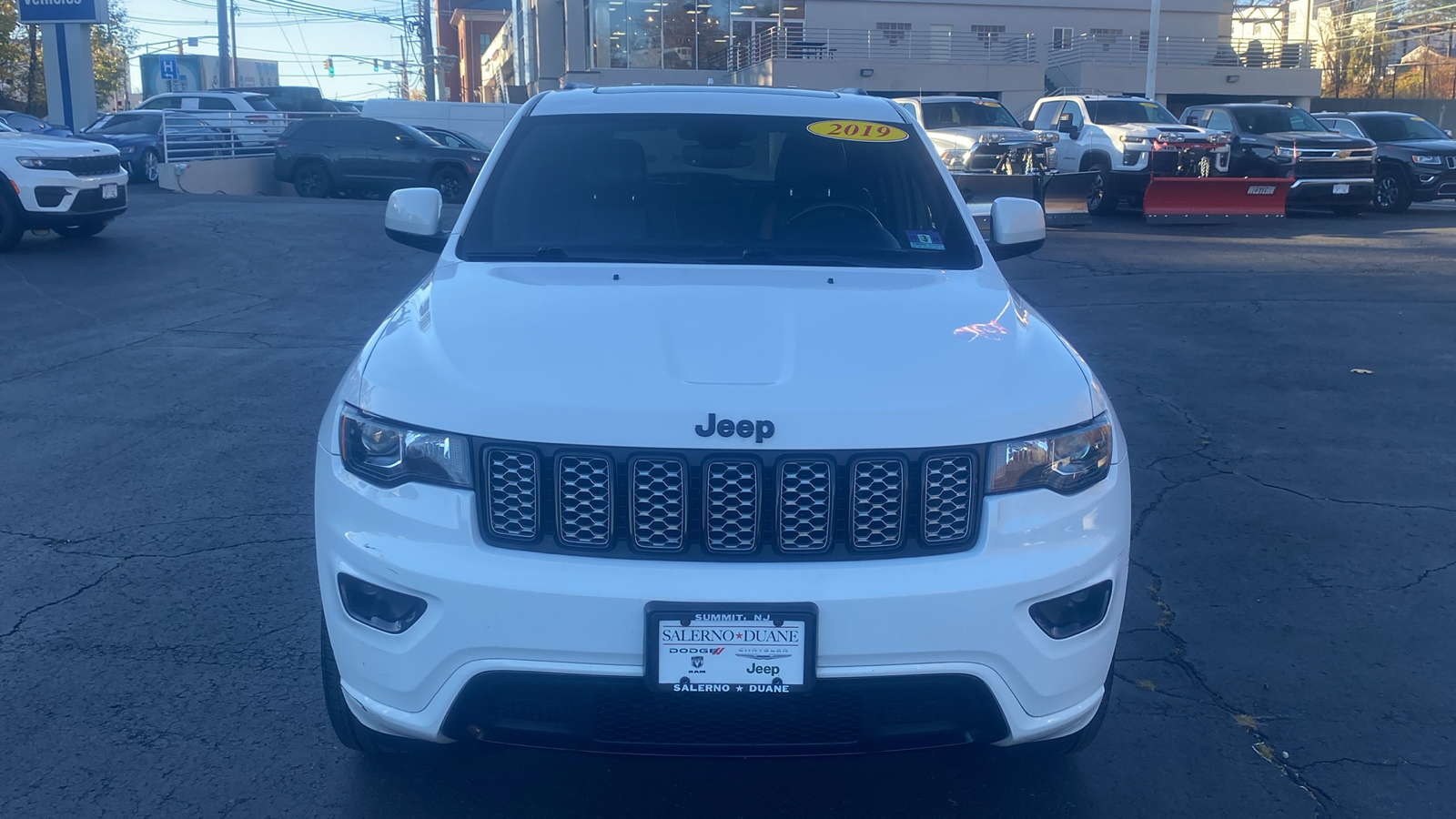 2019 Jeep Grand Cherokee Altitude 2