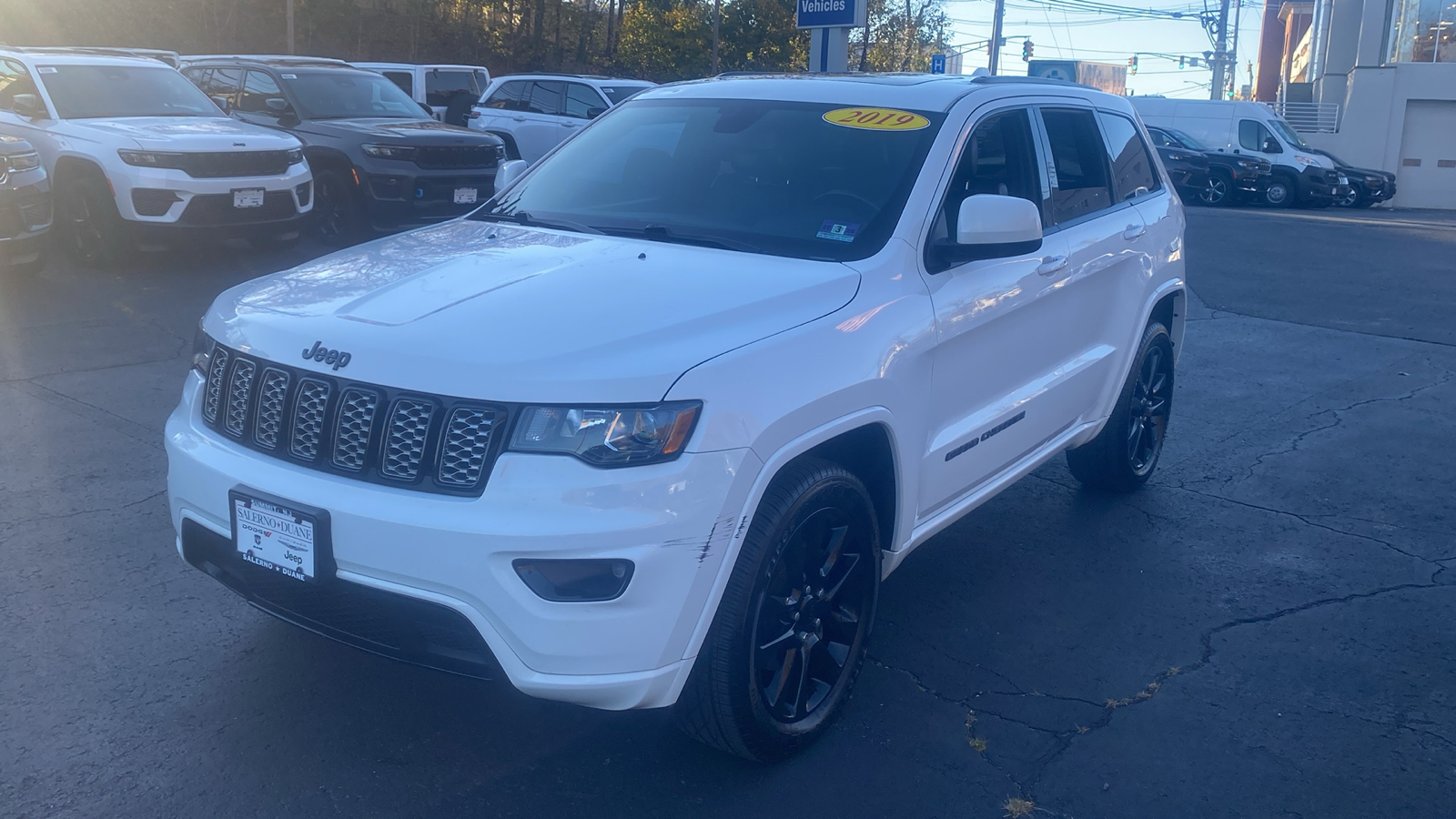 2019 Jeep Grand Cherokee Altitude 3