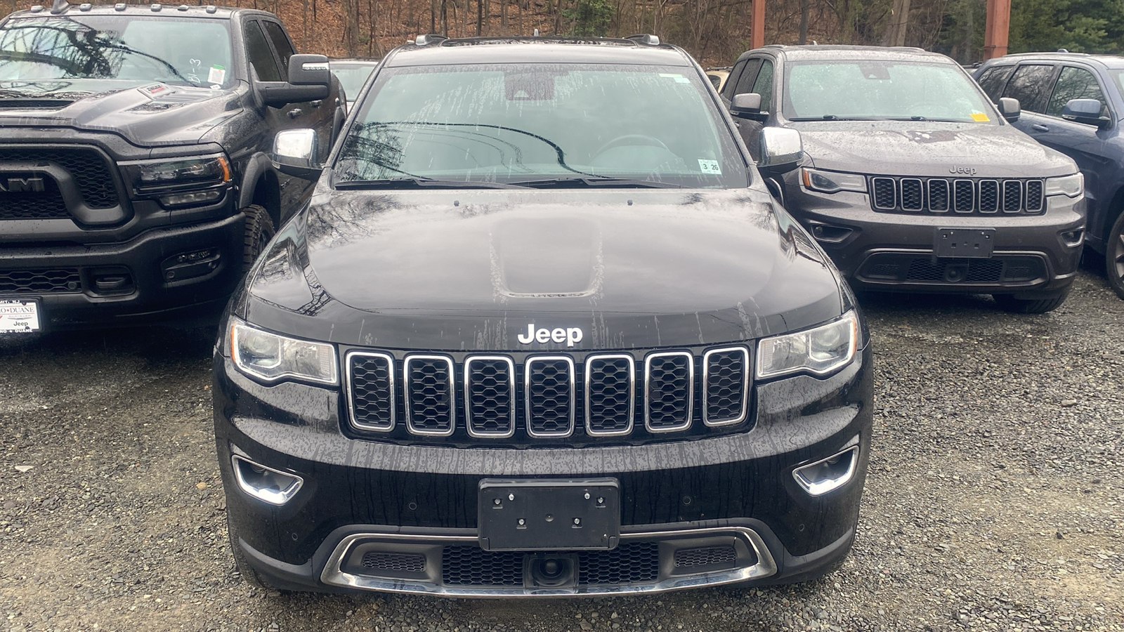 2021 Jeep Grand Cherokee Limited 3