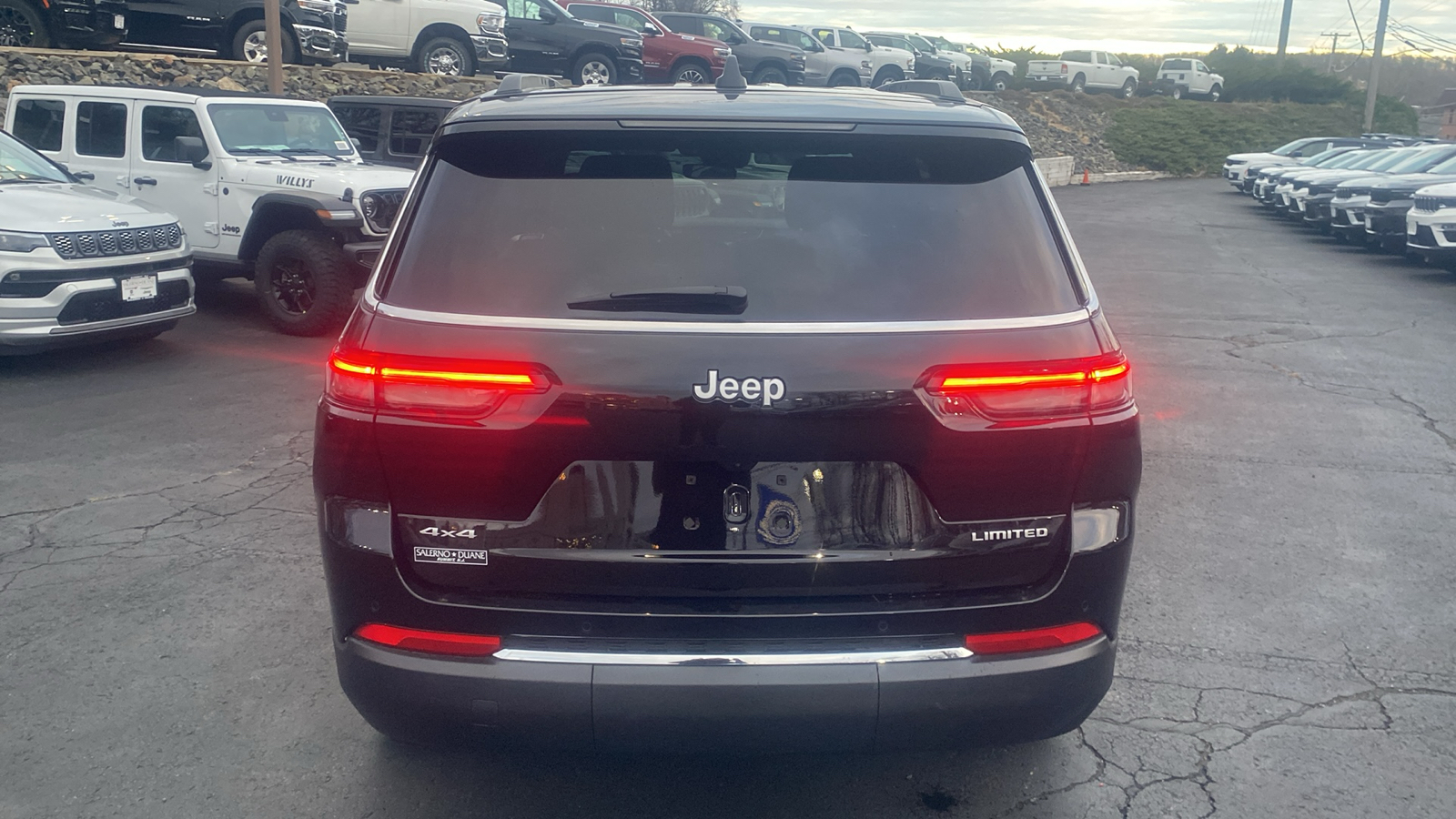 2024 Jeep Grand Cherokee L Limited 27