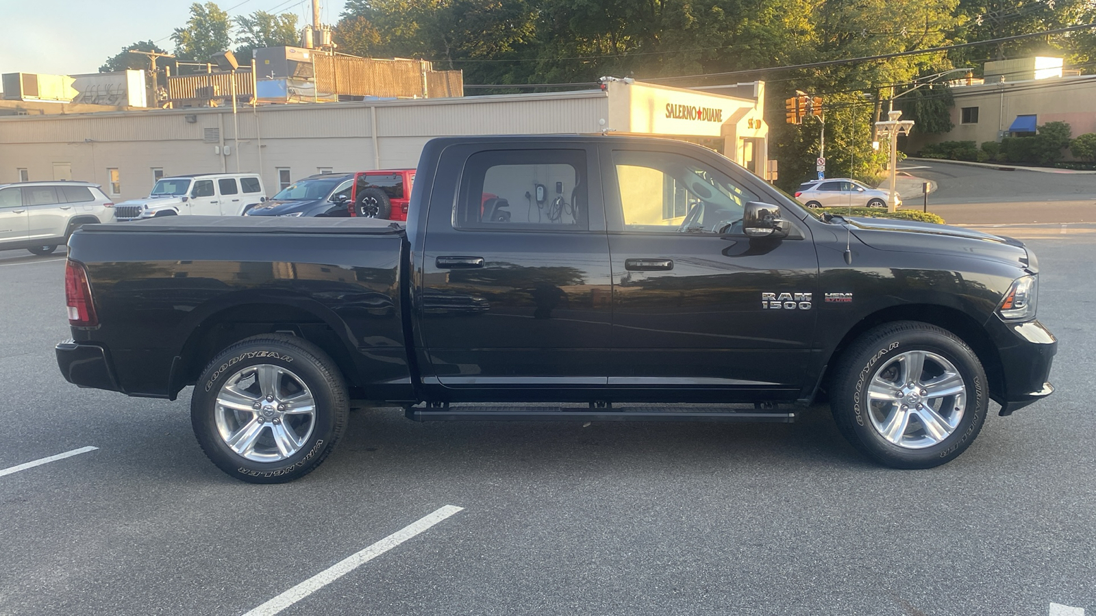 2017 Ram 1500 Sport 28