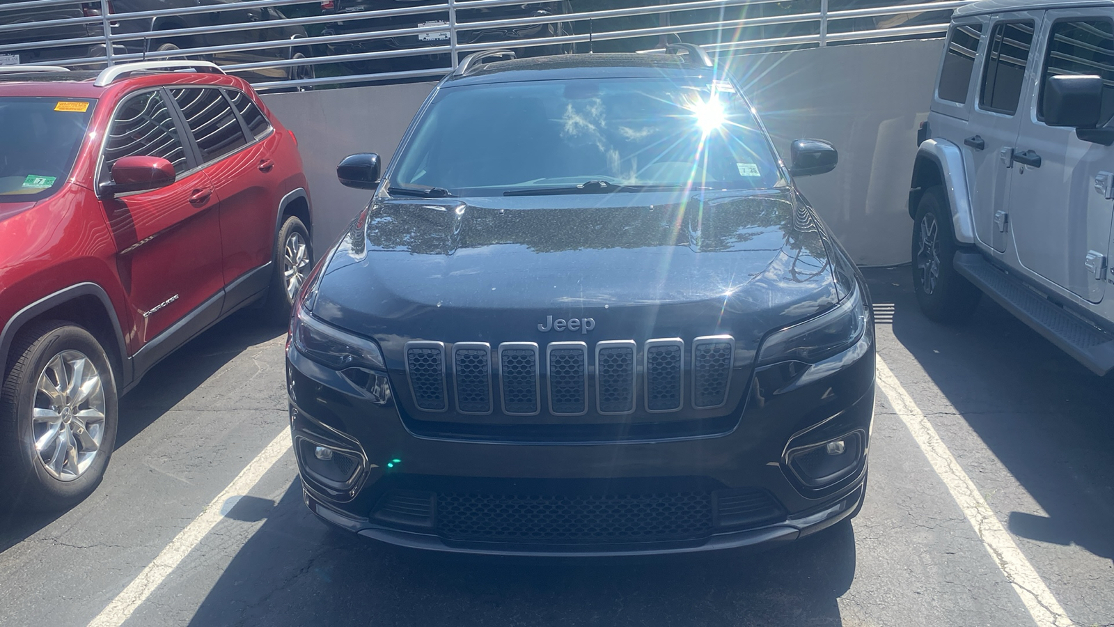 2020 Jeep Cherokee Limited 3