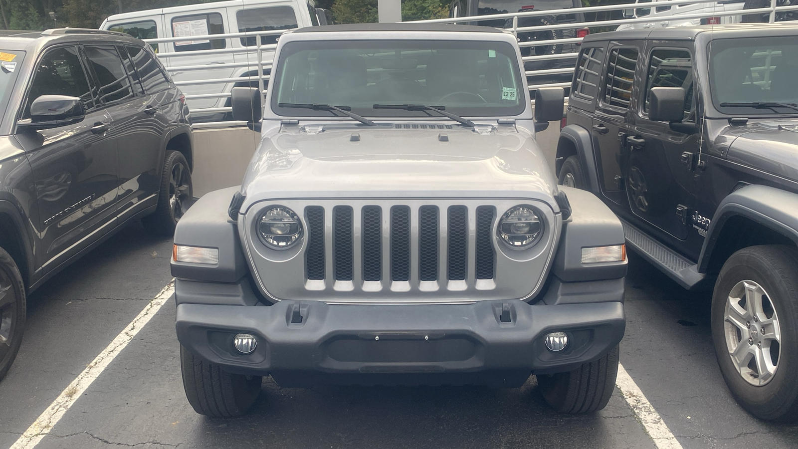 2021 Jeep Wrangler Unlimited Sport 3