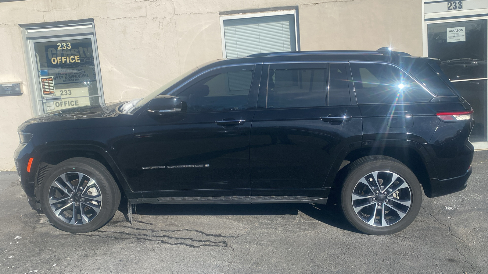 2022 Jeep Grand Cherokee Overland 5