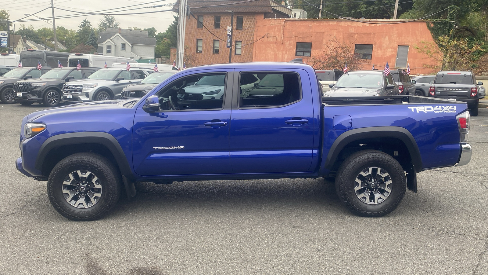 2023 Toyota Tacoma 4WD SR5 4