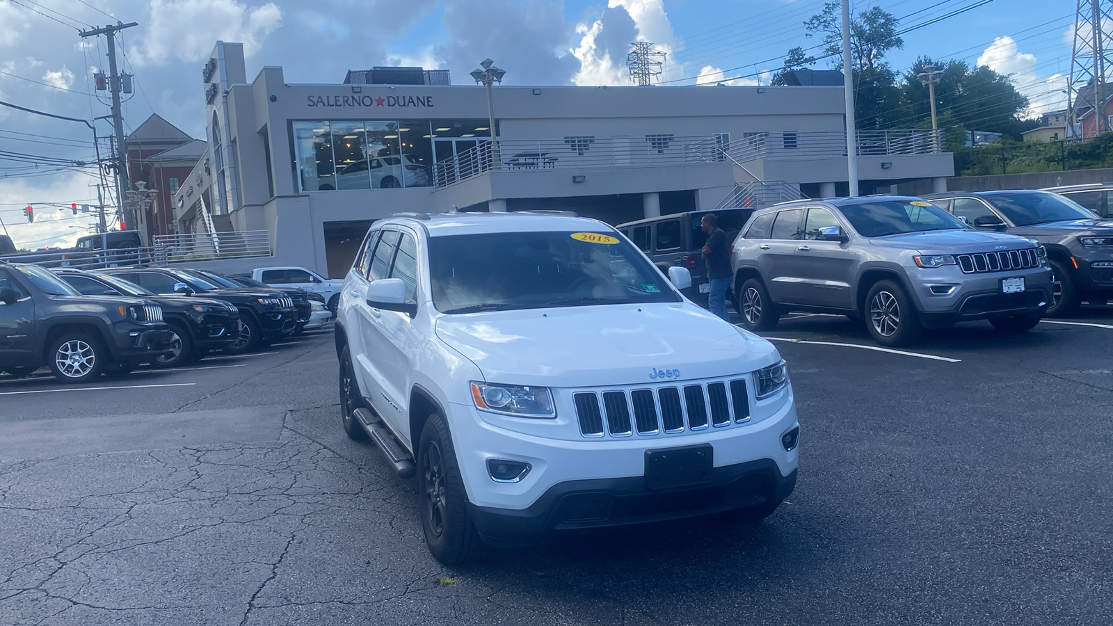 2015 Jeep Grand Cherokee Laredo 1