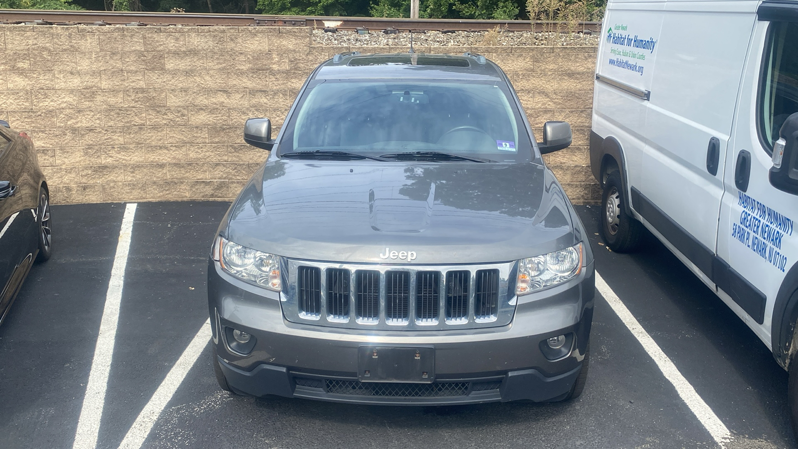 2011 Jeep Grand Cherokee Laredo 4