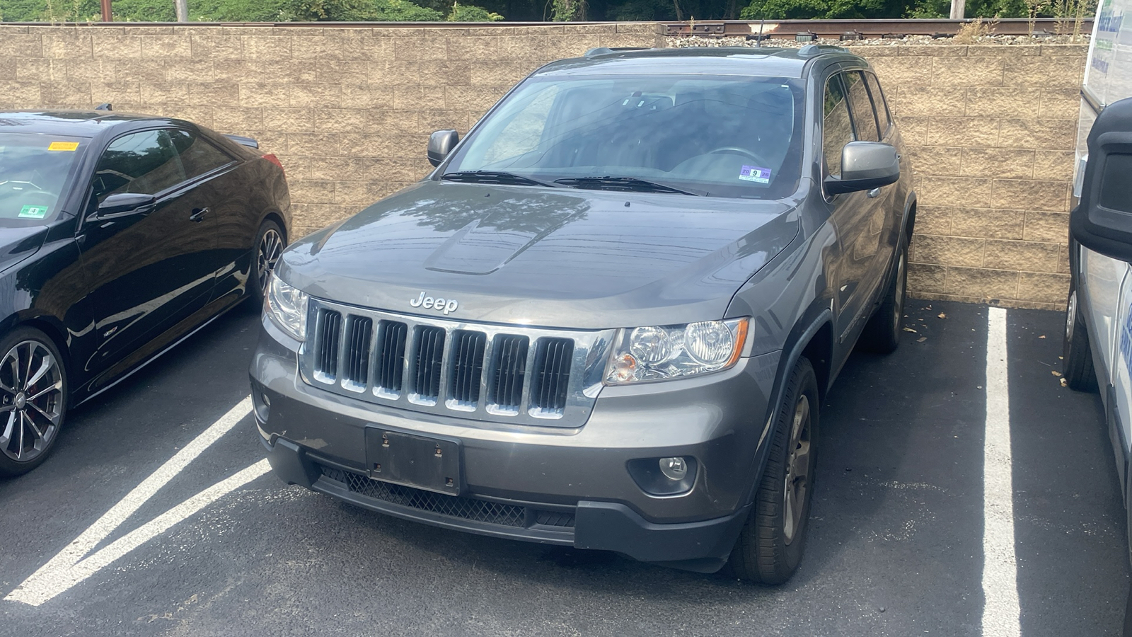 2011 Jeep Grand Cherokee Laredo 5