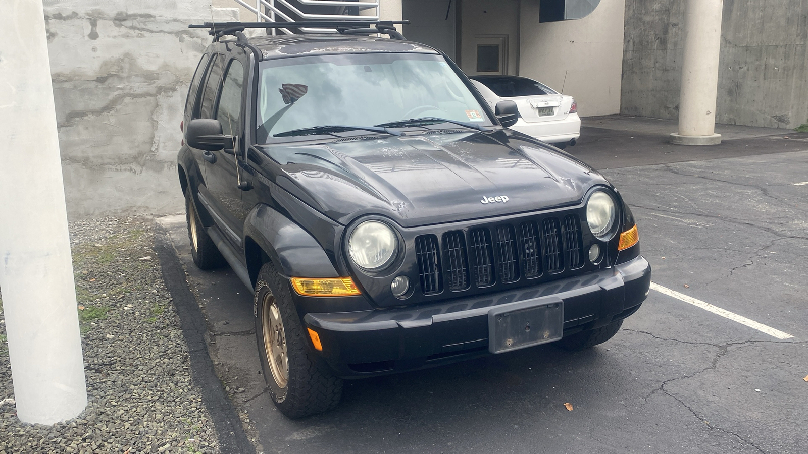 2007 Jeep Liberty Sport 2