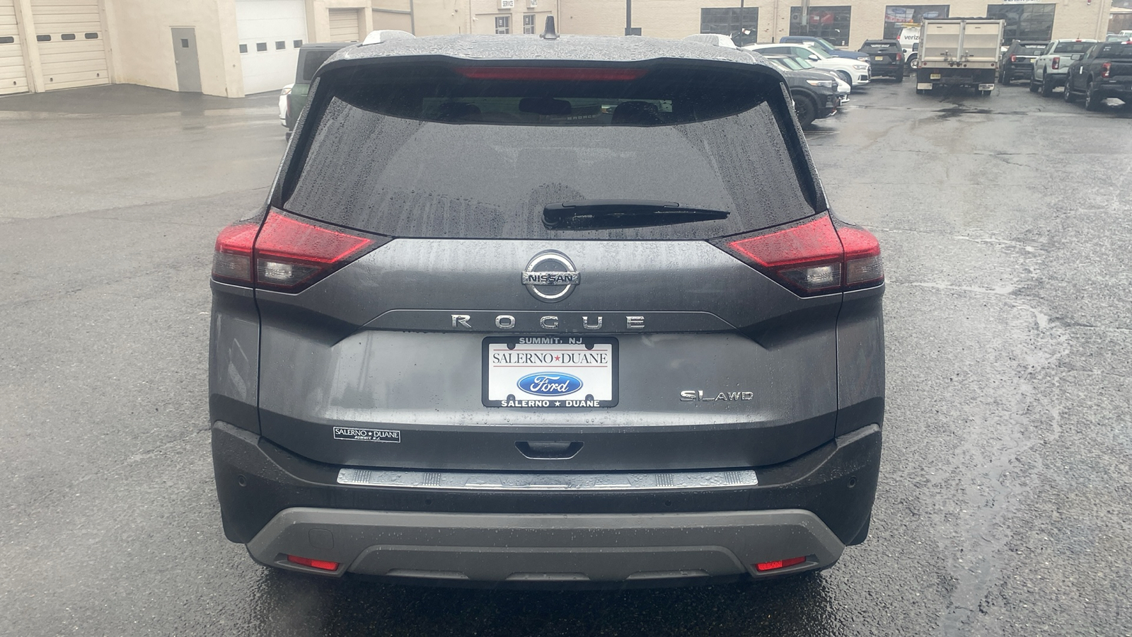 2021 Nissan Rogue SL 26